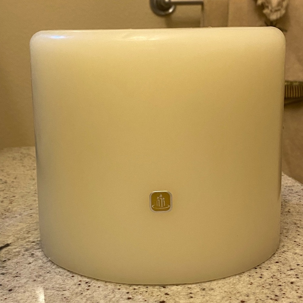 PartyLite Cream Candle